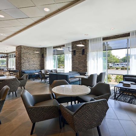 Hyatt Place Фресно Экстерьер фото