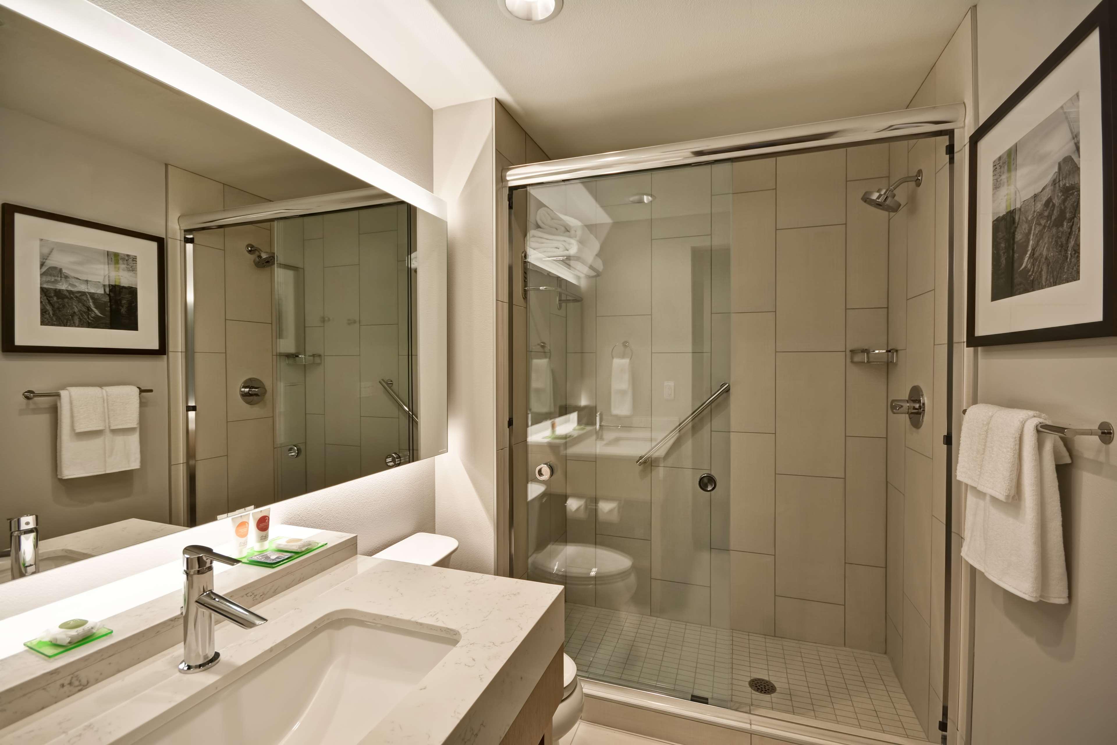 Hyatt Place Фресно Экстерьер фото