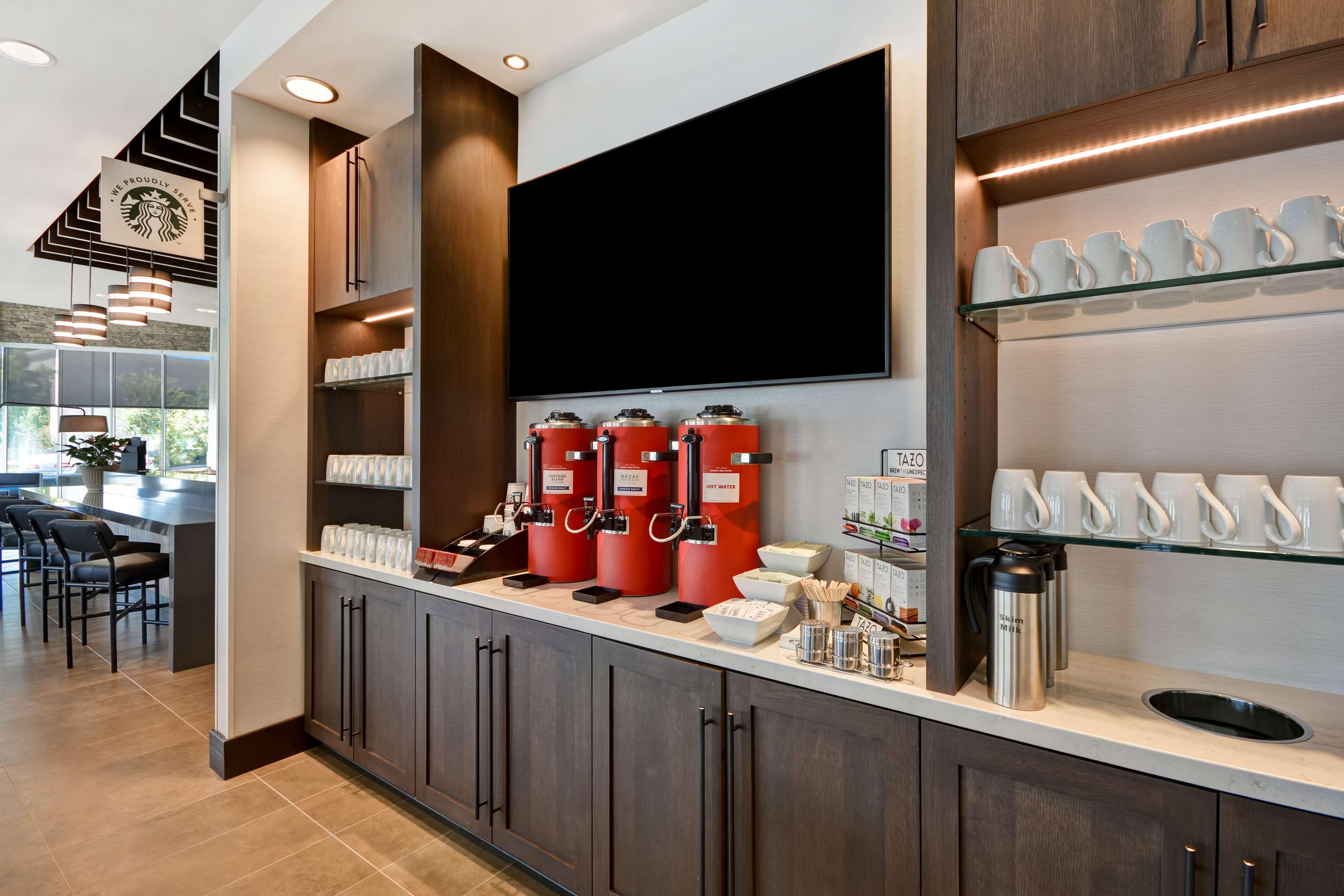 Hyatt Place Фресно Экстерьер фото