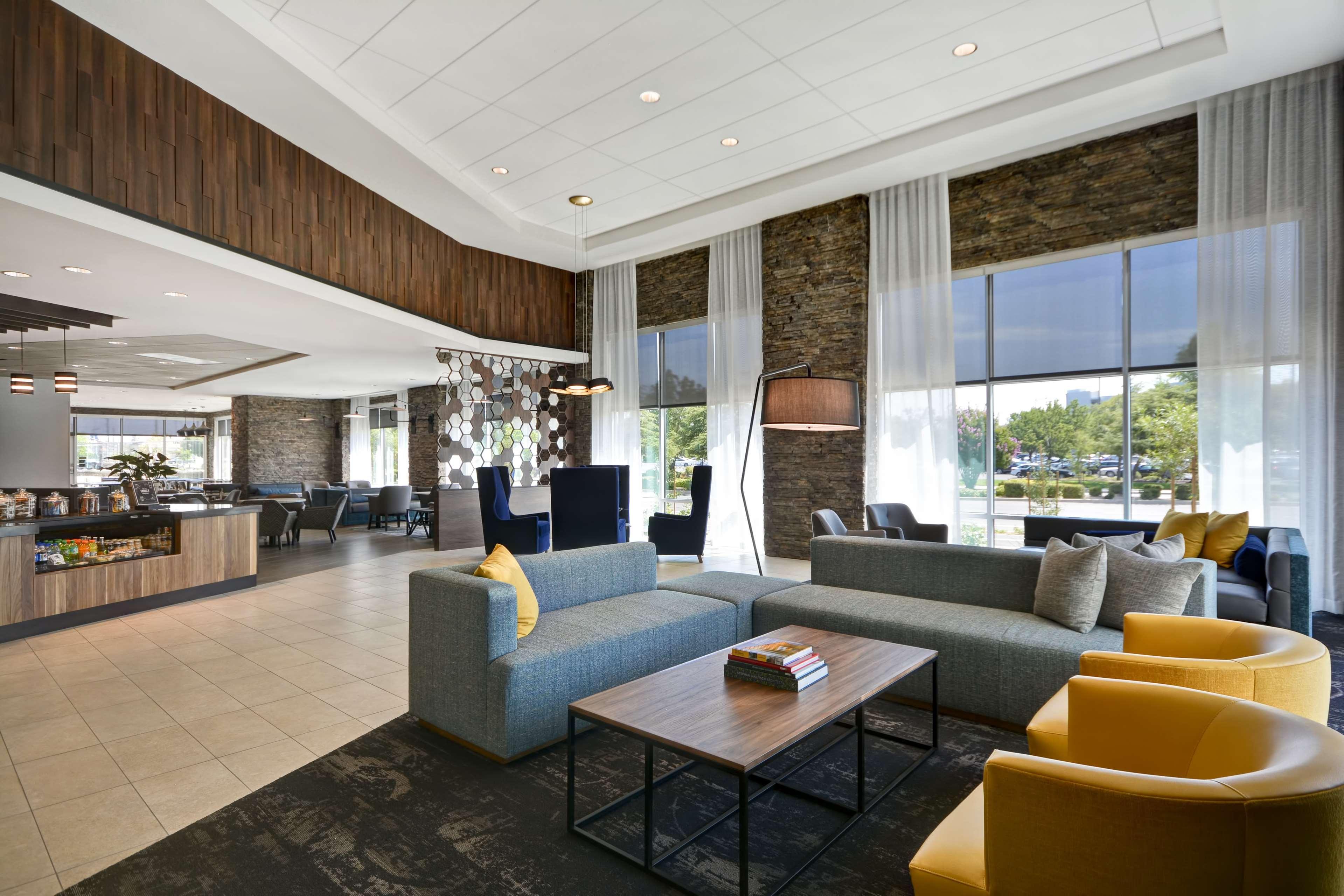 Hyatt Place Фресно Экстерьер фото